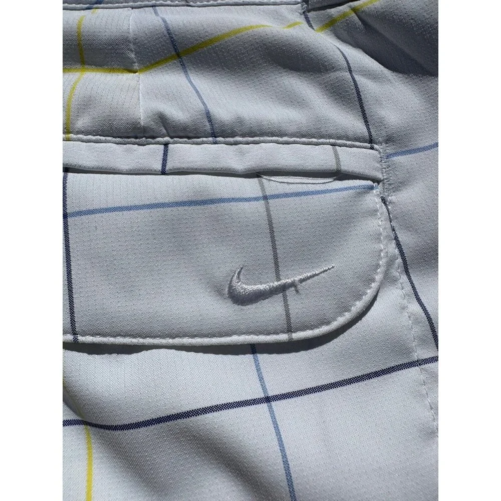 NIKE GOLF Shorts Medium White Blue Striped Chino Embroidered Swoosh Dri-Fit Mens - Picture 4 of 16